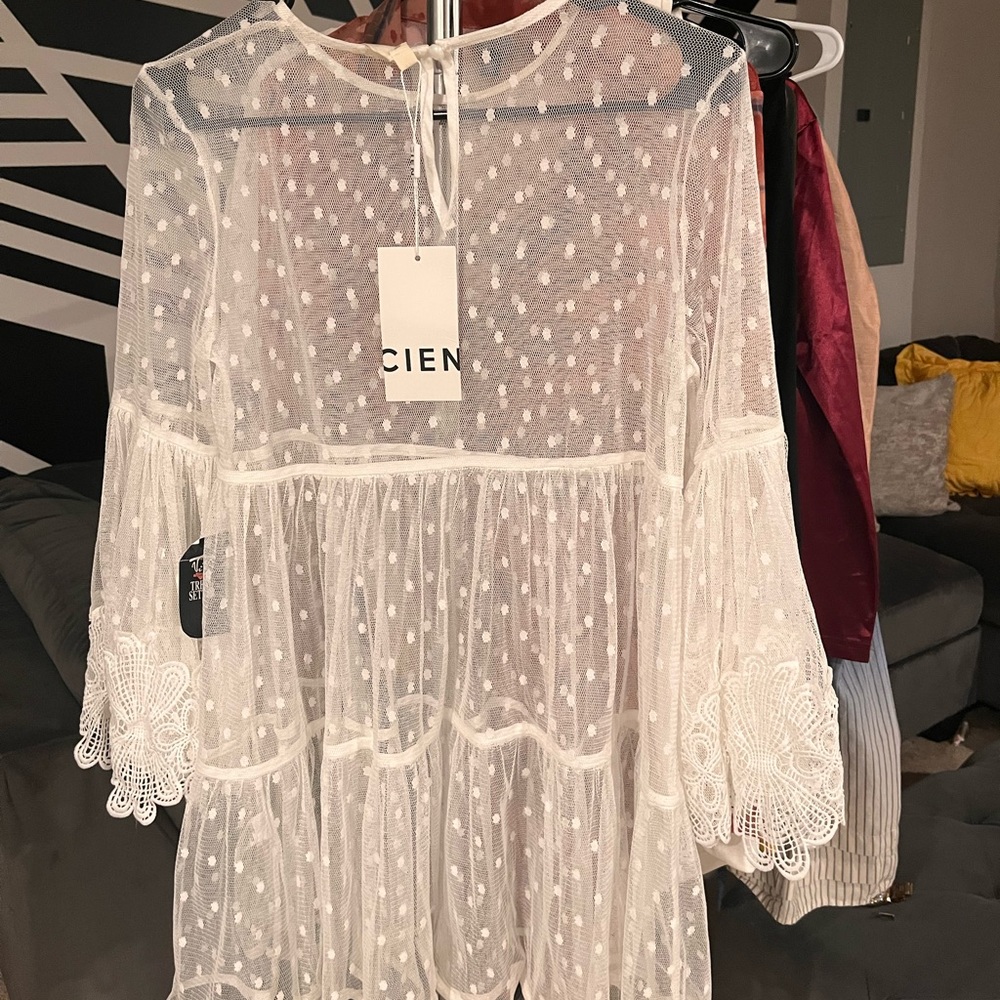 White Shear Casual Dress w/Belle Sleeves